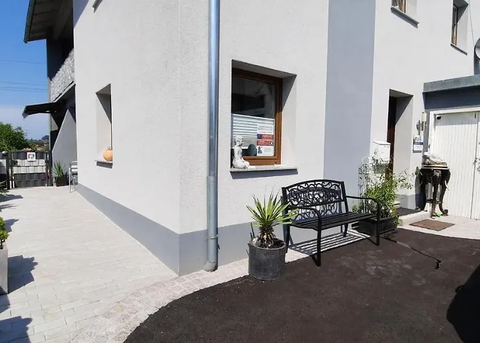 Agerblick 3 Mit Kueche, 83m2 * Lenzing